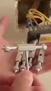 D.S. 1ชุด 10 ชิ้น (พิมพ์ 86) ชุดสวิทซ์ติดผนัง เบ้าเสียบผนังสวิทช์ ชุดเครื่องมือซ่อม Socket Cassette Repair