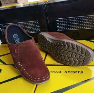sepatu slop pria okey slop santai flat casual..