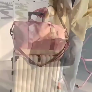 ZTQS 💥ถูกที่สุด💥  กระเป๋าเดินทาง  กระเป๋าถือ กระเป๋าฟิตเนส กระเป๋าเดินสะพายข้าง  กันน้ำ น้ำหนักเบา BAG2