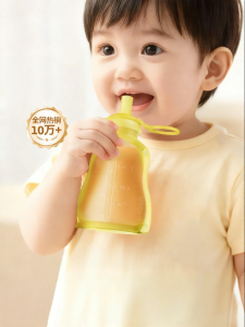 OneQbaby | Baby Food Tool Silicone Squeeze Pouches