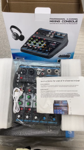 【DIY Myself】NewBaxs M4 มิกเซอร์ มินิเอฟเฟกต์ 4 ช่อง มิกซ์ขยายเสียง การ์ดเสียง Reverberator Live อุปกรณ์บันทึกเสียง คอมพิวเตอร์พกพาสากล USB/MP3/บลูทูธ