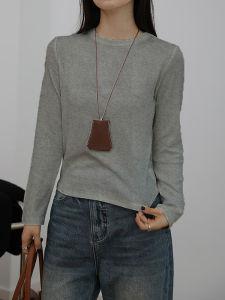 เสื้อยืดคอกลมแขนยาวทรงสลิมฟิตสำหรับผู้หญิง ผ้าฝ้ายแท้ ทรงเข้ารูป เสื้อชั้นในฤดูใบไม้ร่วง/ฤดูหนาว แฟชั่นสำหรับผู้หญิง