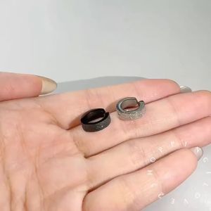 🇲🇾2pcs fake earring ear clip Titanium steel non-piercing earring 爆款无耳洞钛钢韩版磨砂耳夹耳钉个性时尚耳环不退色