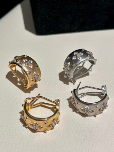 Boss Joe Joy: Buchejia Earring Eardrop Metal Brushed Cut Out Heavy Industry Ear Studs Classy Retro Textured