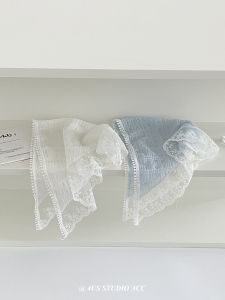 สไตล์เกาหลี INS ฤดูร้อนผ้าพันคอ Bandeau Hairband สําหรับผู้หญิงลูกไม้สามเหลี่ยม Retro French Chic Design น้ําหนักเบาผ้าพันคอผ้าไหม