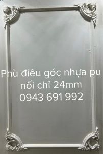 Phù điêu nối góc hoa văn nhựa Pu dùng cho chỉ tường 2.4cm cân trắng thô