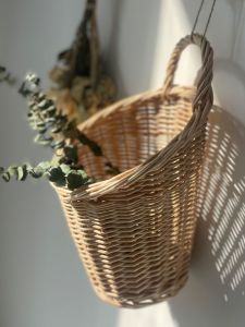 Rattan Woven Wall-Mounted Basket Kitchen Put Ginger and Garlic Wall-Mounted Sundries Small Basket Hand-Woven Creative Storage Basket