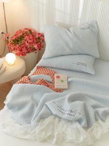 ชุดเครื่องนอนไอซ์ ผ้าไหม แบบสามชิ้น ลายถั่วงอก พับได้ ใช้กับแอร์ได้ พร้อมแผ่นรองนอน นุ่ม ชิ้น ผ้าคลุมเตียงแบบซักได้ กระโปรง ชิ้น สำหรับใช้ในบ้าน ขนาด 18 เมตร