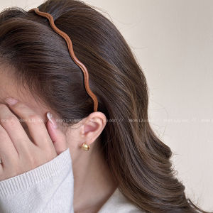 Delicate Leather Hairband Womens New 2025 Wave Pressed Face Wash Hair Clip Fashionable Elegant Hair Accessories