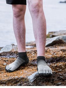 Quick Dry Five Finger Barefoot Swimming Shoes Couples Water Shoes Skin Friendly Soft Shoes Durable Rubber Anti Slip Breathable