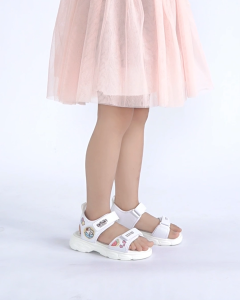 Sandal Bé Gái URBAN FOOTPRINT SD2702 Trắng Siêu Nhẹ Êm Chân Đồng Hành Cùng Bé