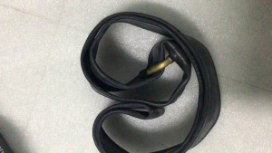 Ruột / Săm 18x2.50 van cong