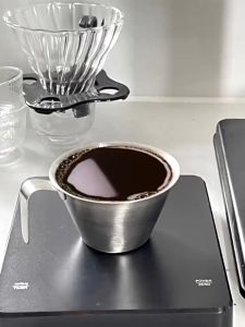 100ML Barista Latte Cups Home Cafe Coffee Milk Pitcher Jug  for Barista Stainless Steel Measuring Cup with Ergonomic Handle and Scale