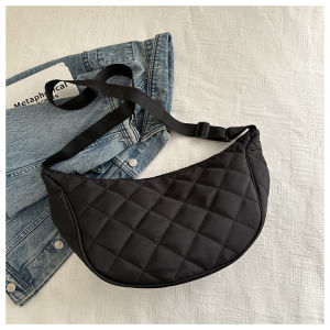 Lightweight Canvas Dumpling Shaped Crossbody Bag for Women Commuter Style Casual Leisure Handbag Tote Bag Single Shoulder
