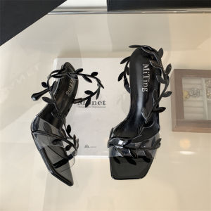 Korean Style Unique Design High Heels Womens Summer New Outdoor Wear Thin Heel Square Head Open Toe Buckle Sandals