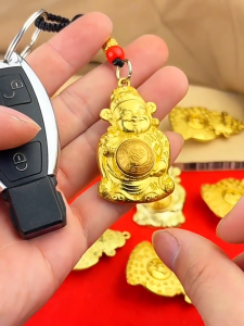 已开光 招财钥匙扣 先生推荐 新款日进斗金十二生肖财神爷转转钥匙扣挂件汽车用品礼物 Mr. Money-attracting Keychain Recommends A New Type of Keychain Pendant That Can Bring in A Fortune Every Day Featuring The Twelve Chinese Zodiac Signs and The God of Wealth. It Is A Car Accessory Gift