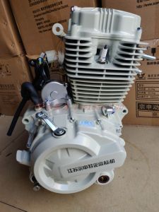 Jiangsu Zongshen Special High Standard Machine Tricycle Special Original Power Zs150zh200 Bingwei Engine Head