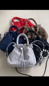 Tas Selempang Serut Wanita Ruby - Tokochi