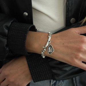 Ingemark | Ingemark Trendy Irregular Acrylic Rhinestone Pendant Bracelets Women Punk CCB Resilient Hand Chain 2026 New Year Jewelry Gift