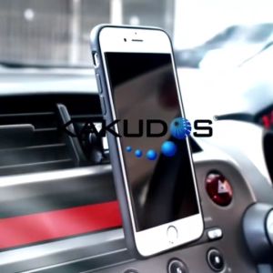 เปลี่ยนแปลงความสวยคมบางของเนื้อเหรียญของคุณ ได้อย่างมีประสิทธิภาพ โดยที่จับมือถือ Kakudos 103 หนีบช่องแอร์ที่จับโทรศัพท์มือถือ 100%