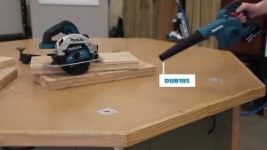 DeWALT 599V ไร้สาย พร้อมแบตเตอรี่ 2 ก้อน 4800W ปืนเป่าลม แรงดันสูง พร้อมหมึกขัดและหนีบโลหะ สำหรับงานช่าง