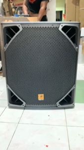 Kevler KRX-618SA Single 18" Powered Subwoofer 800W Amplifier 3" V.coil (Sold per PC)