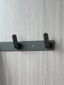 【SKIT SG】3/5/7 Hooks Aluminum Wall Hook Hanger Black / White Heavy Duty No Drill Door Hooks Clothes Towel Hangers Nail-Free Glue Strong Load Bearing Rustproof Organizer for Kitchen Bathroom Toilet Balcony Bedroom Living Room Hanging Rack Storage