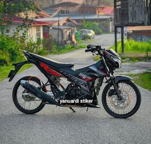 STRIPING LIST STIKER SATRIA FU 150 FI NEW LED INJEKSI TAHUN 2021 SATRIA FU FI THAILAND R150 RAIDER hitam