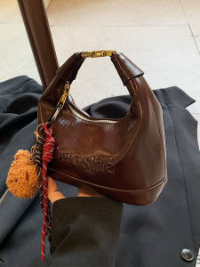 Fashionable Womens Shoulder Crossbody Bag Handbag Soft PU Leather Pillow Shape Zipper Closure Leisure Style Autumn New Arrival