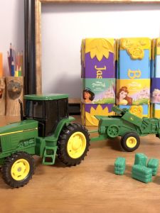 John Deere รถเก็บผลผลิตในร่มแบบเลียนแบบของเล่น เครื่องจักรสำหรับเด็ก เยาวชน เยาวชน วัยรุ่น วัยกลางคน อุปกรณ์เล่นกับดัก