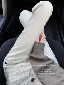 White Micro Flared Denim Jeans Womens Elastic Slim Fit Floor Length Chestnut Horse Hoof Long Pants High Waist Zipper Closure Anti-Wrinkle