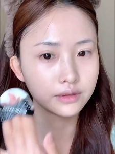 KATO-kato Loose Powder Oil-controlling Makeup Setting Powder Long-lasting Waterproof and Sweat-proof Pearlescent Facial Makeup