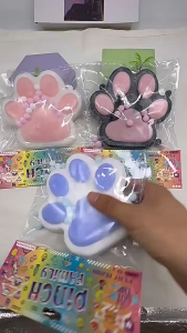 Cat Claw Pinching Happy Decompression Toy Slow Rebound 15CM Super Large Cat Paw  Stress Relief Squishy Toy