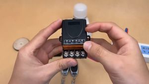 【Spot COD】Hot Selling 433Mhz AC 220V 30A Wireless Remote Control Switch 1CH RF High Power Relay Receiver Module with ON OFF Transmitter for Home Light/Lamp/Lock Remote-Switch 100M Long Range