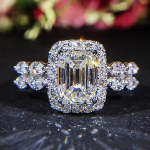 Huitan Rings for Women Brilliant Cubic Zirconia Wedding Engagement Female Accessories Fancy Proposal Ring Gift Trendy Jewelry