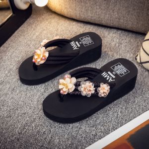 Womens Thick Heel Sandals Summer Outdoor Wear Trendy 2024 New Anti-Slip Beach Shoes Holiday Beachside Slip-On Flower Pattern