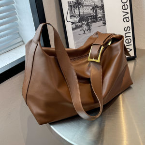 Large Capacity Shopping Bag Shoulder Tote Womens Commuter Bag Spring Summer Fashion Retro Crossbody Bag Soft PU Material