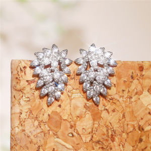 Huitan Aesthetic Crystal Flower Stud Earrings Women for Engagement Wedding Party Female Ear Fashion Jewelry with Brilliant CZ