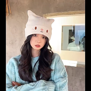 Pink Pullover Beanies Caps For Women Men Couple Autumn Winter Skullies Cap Fashion Cat Ears Hats
