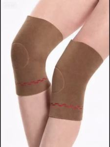 1 Pair Winter Polar Fleece Knee Braces Warmer Men Women Adjustable Warm Kneepads Leg Warmer Sleeves for Ski Cycling Dance Sports