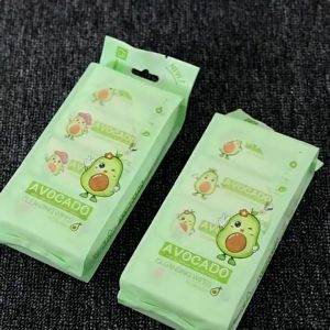 🌷ทิชชู่เปียก🌷ทิชชู่เปียกแบบพกพา 1แพคมี8ห่อ ทิชชู่เด็ก เนื้อสัมผัส เช็ดชูเปียก ลายน่ารักๆ ไม่มีแอลกอฮอล์ นุ่มไม่ระคายเคือง