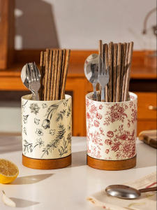 MODERN SWEETHOME | High-Quality Ceramic Drip-Proof Chopstick Holder