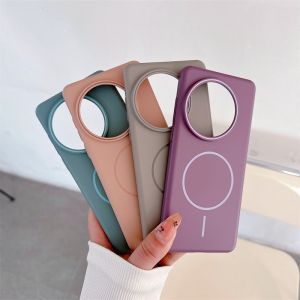 Case for OnePlus 13 5G OnePlus 13R OnePlus Ace 5 Pro Skin Feel Solid Color Thin and Light Phone Case Magsafe Magnetic Hard Back Cover Large Hole Camera Simple and Stylish Anti-drop Protective Case