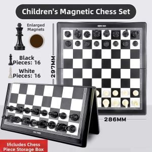 deli | Magnetic Portable International Chess Set