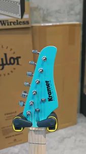 Kramer Focus VT-211S Original Collection Electric Guitar with Tremolo - Teal [VT211S]