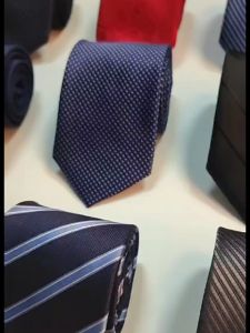 Plain Stripes Necktie Fashionable Fashion Classic Mens Stripe Tie Versatile Necktie for Men and Women Hand-Tied Workwear