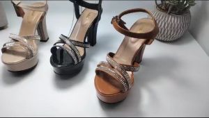 Maleeka High heels 11cm tali permata