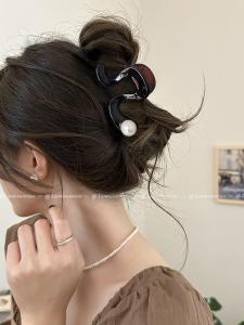 กิ๊บติดผมไข่มุกแฟชั่นสำหรับผู้หญิง กิ๊บติดผมสไตล์เกาหลี ทรงผมหลังศีรษะ ดีไซน์ใหม่ สไตล์เกาหลี ตกแต่งผม