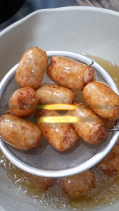 อีสานนัว ไส้กรอกอีสาน สูตรเปรี้ยว+สูตรไม่เปรี้ยว+สูตรวุ้นเส้น 3 แพ็ค 1500กรัม