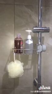 Kệ inox treo vòi rửa chén tiện lợi có thanh treo khăn